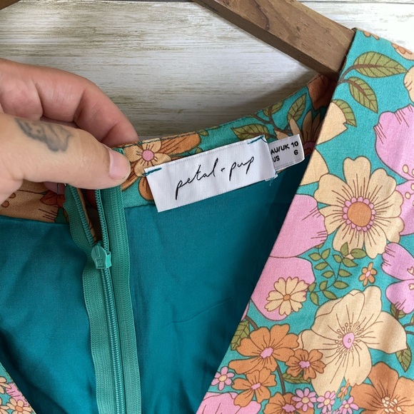 Petal and Pup Groovy Hippie Floral Print Ruffle Hem Mini Dress - Picture 3 of 4